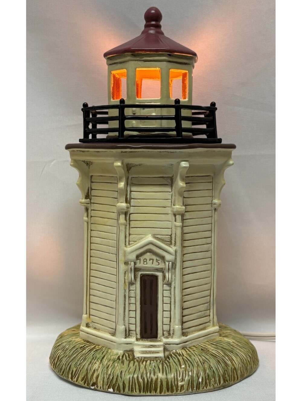 Vintage 1993 Geo. Z. Lefton Yerba Buena 1875 Lighthouse Accent Lamp 01120
